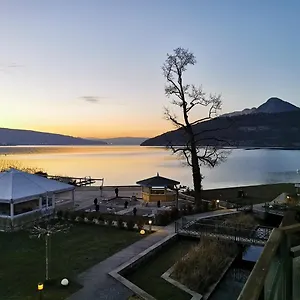  Apartment Annecy Privee, Duplex Baie Des Voiles France