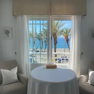 Apartment En Primera Linea Spain