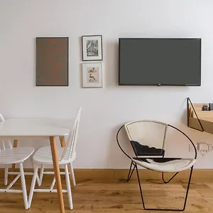 hamac-suites-lyon-ainay.hotels-rhonealpes.com/